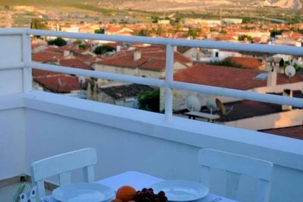 Beyaz Ev Hotel Alaçatı Luaran gambar