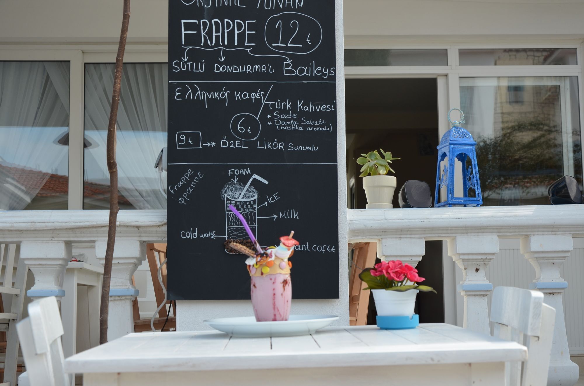 Beyaz Ev Hotel Alaçatı Luaran gambar